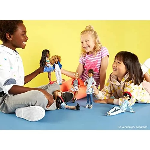 Creatable World Deluxe Character Kit Customizable Doll, Black Straight Hair