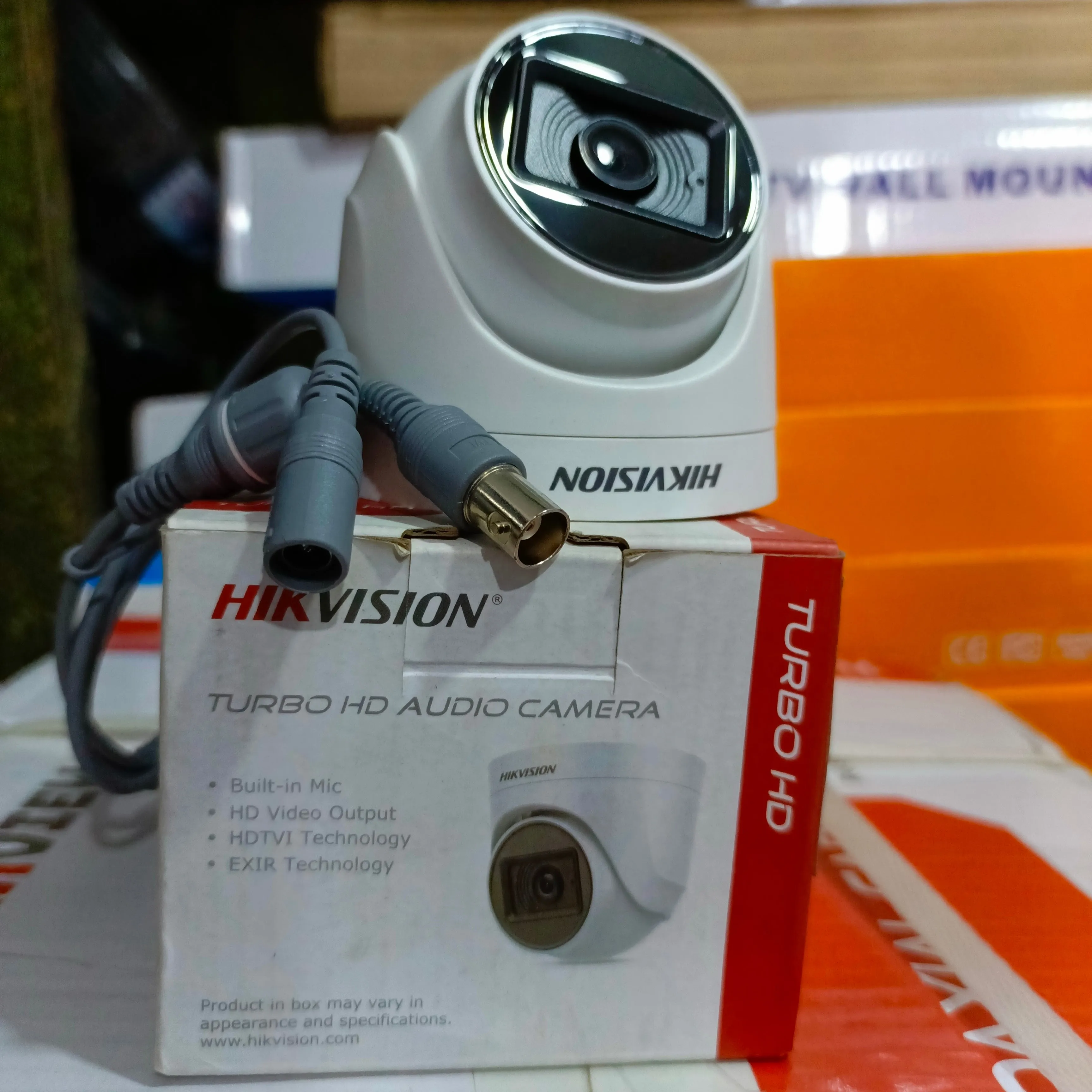 HIKVISION EXIR Turret HD-TVI Color Camera with Coaxial Audio (2.8mm 2MP Lens) - Brand New