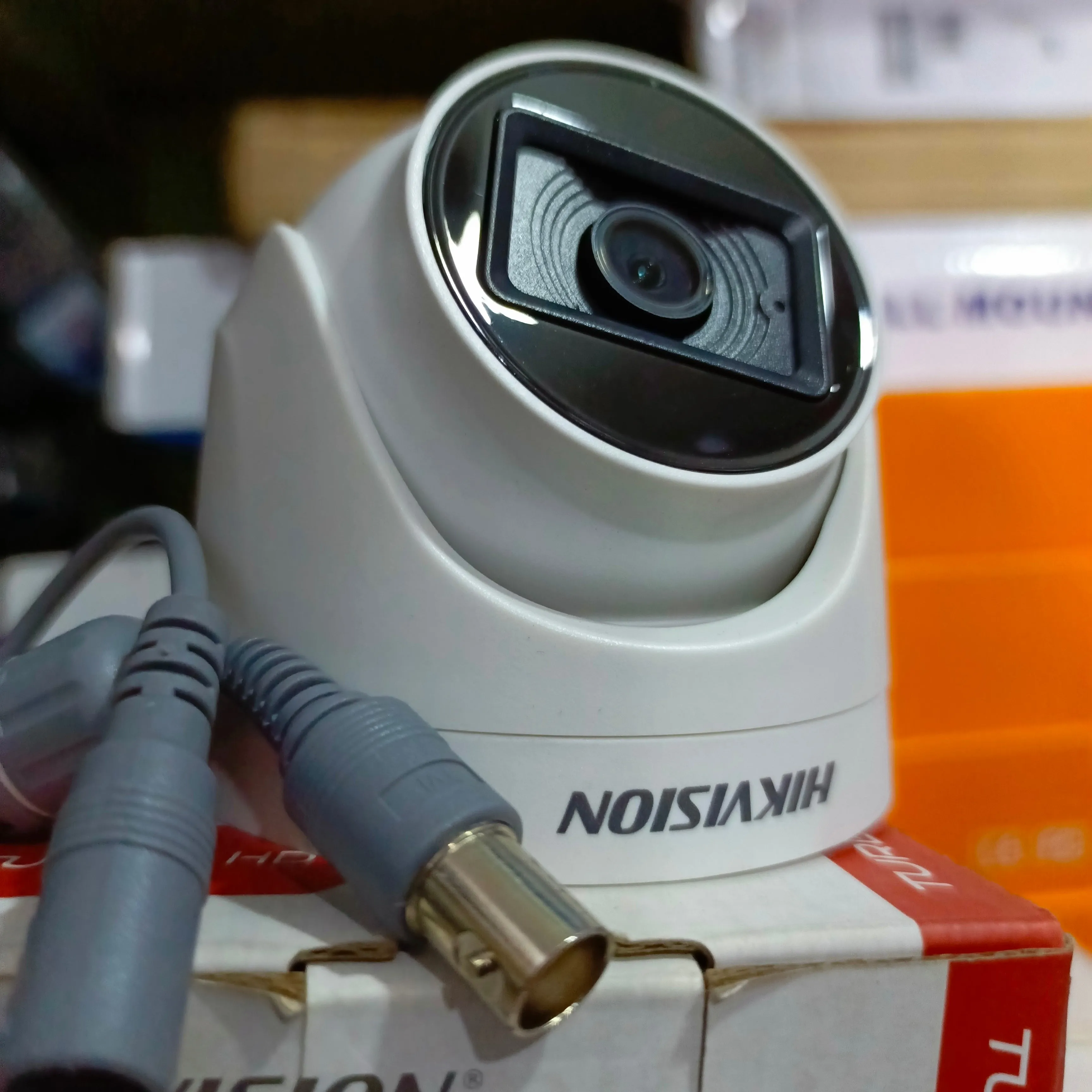 HIKVISION EXIR Turret HD-TVI Color Camera with Coaxial Audio (2.8mm 2MP Lens) - Brand New