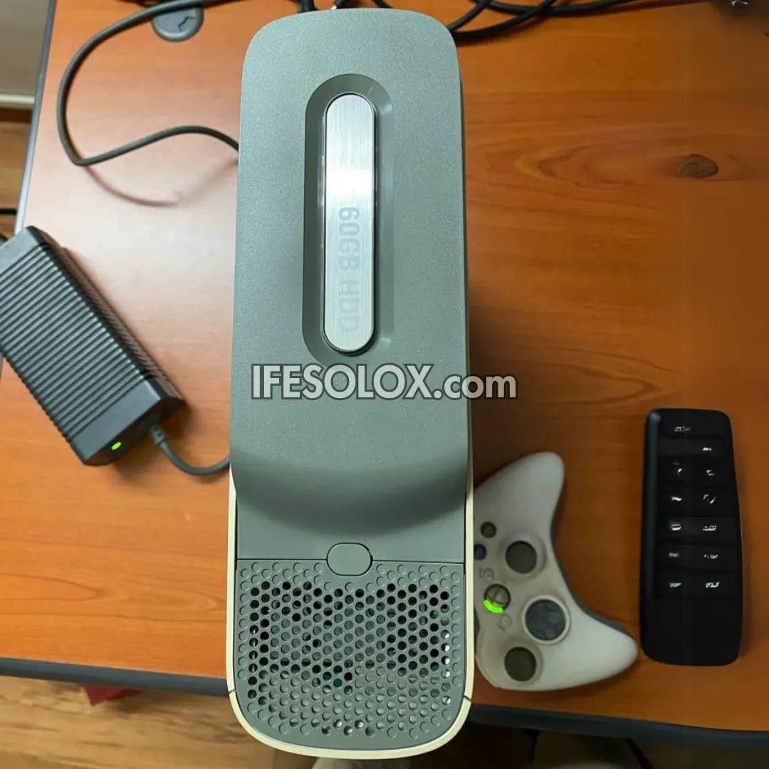 Microsoft XBOX 360 Pro 60GB Game Console Complete Set with 2 Wired Controller and 5 Games - Foreign Used